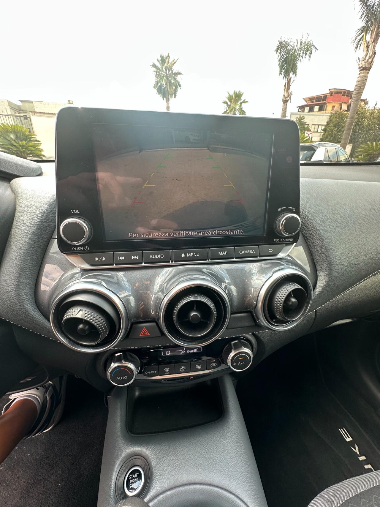 Nissan Juke 1.0 DIG-T 114 CV N-Connecta