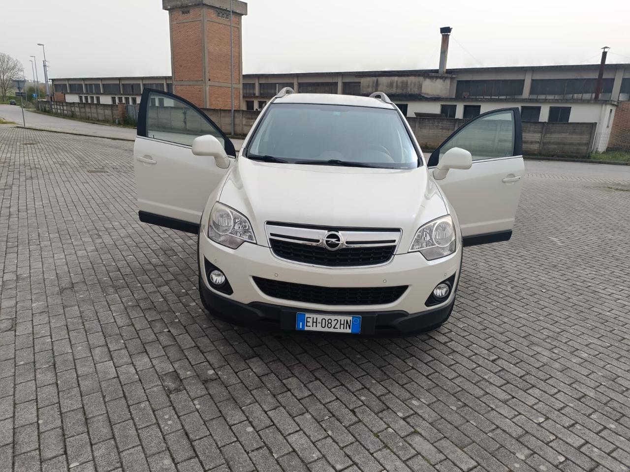 Opel Antara 2.2 CDTI 4X4 del 2012 SOLO 133.000 KM