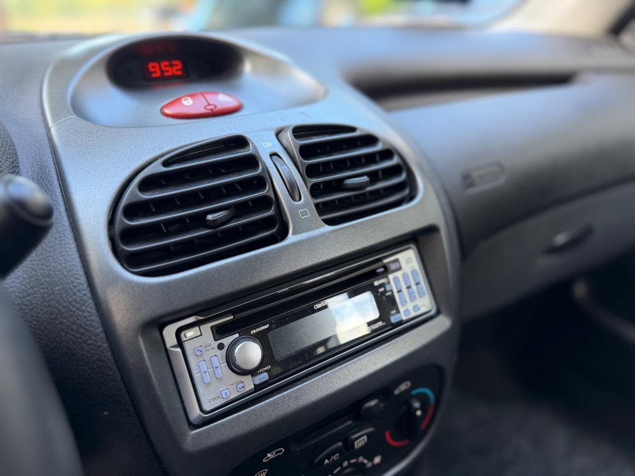 Peugeot 206 1.4 HDi 5p. X-Design NEOPATENTATI