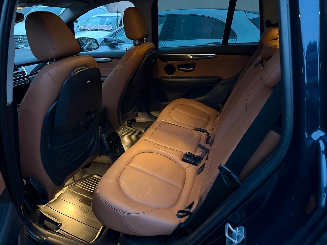 BMW Serie 2 Gran Tourer 216 D LUXURY 7 POSTI