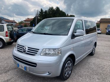 Volkswagen Multivan 2.5 TDI/130CV 4motion Highline