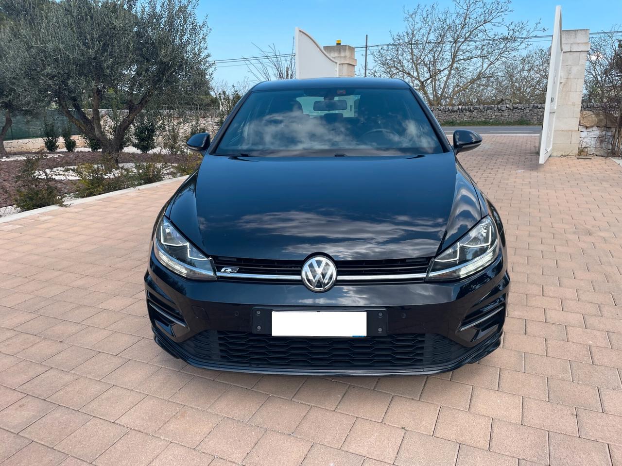 Volkswagen Golf 1.6 TDI 116 SPORT "R LINE" FINANZIABILE