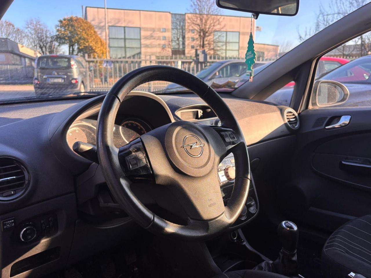 Opel Corsa 1.2 80CV 5 porte GPL-TECH Edition