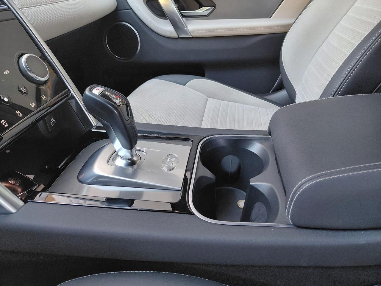 Land Rover Discovery Sport Dynamic Se 2.0 P #6853