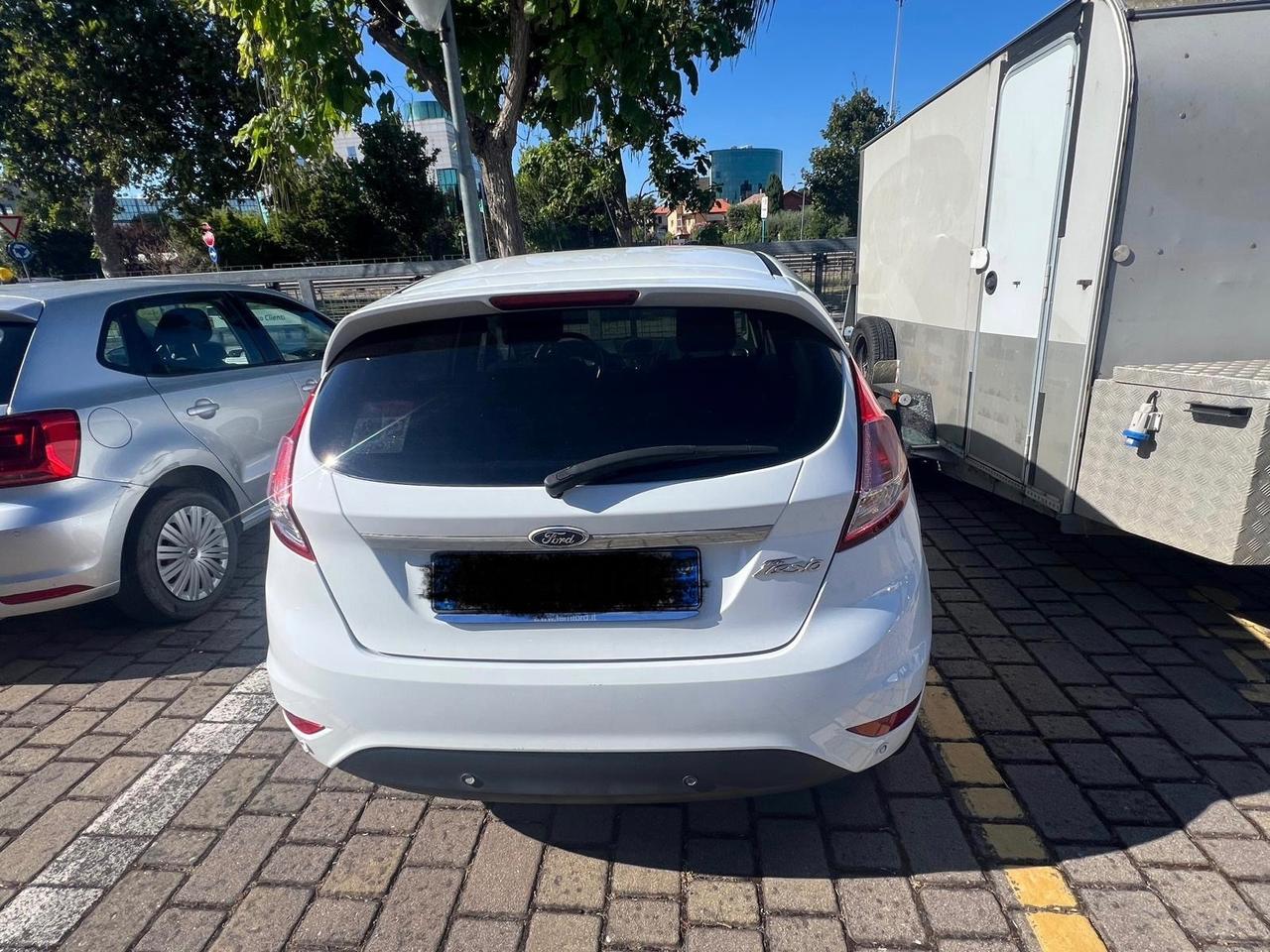 Ford Fiesta 1.4 5p. Bz.- GPL Titanium