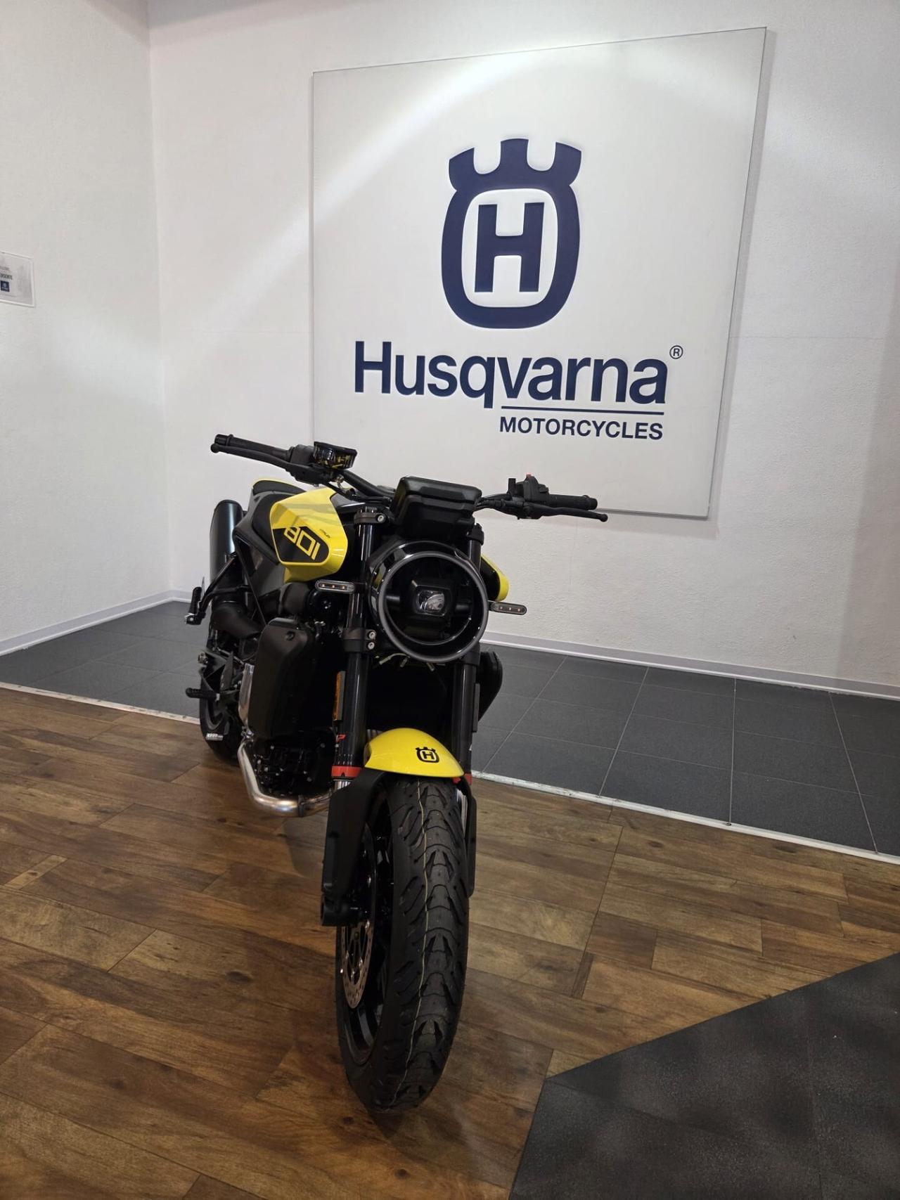 Husqvarna Vitpilen 801 L