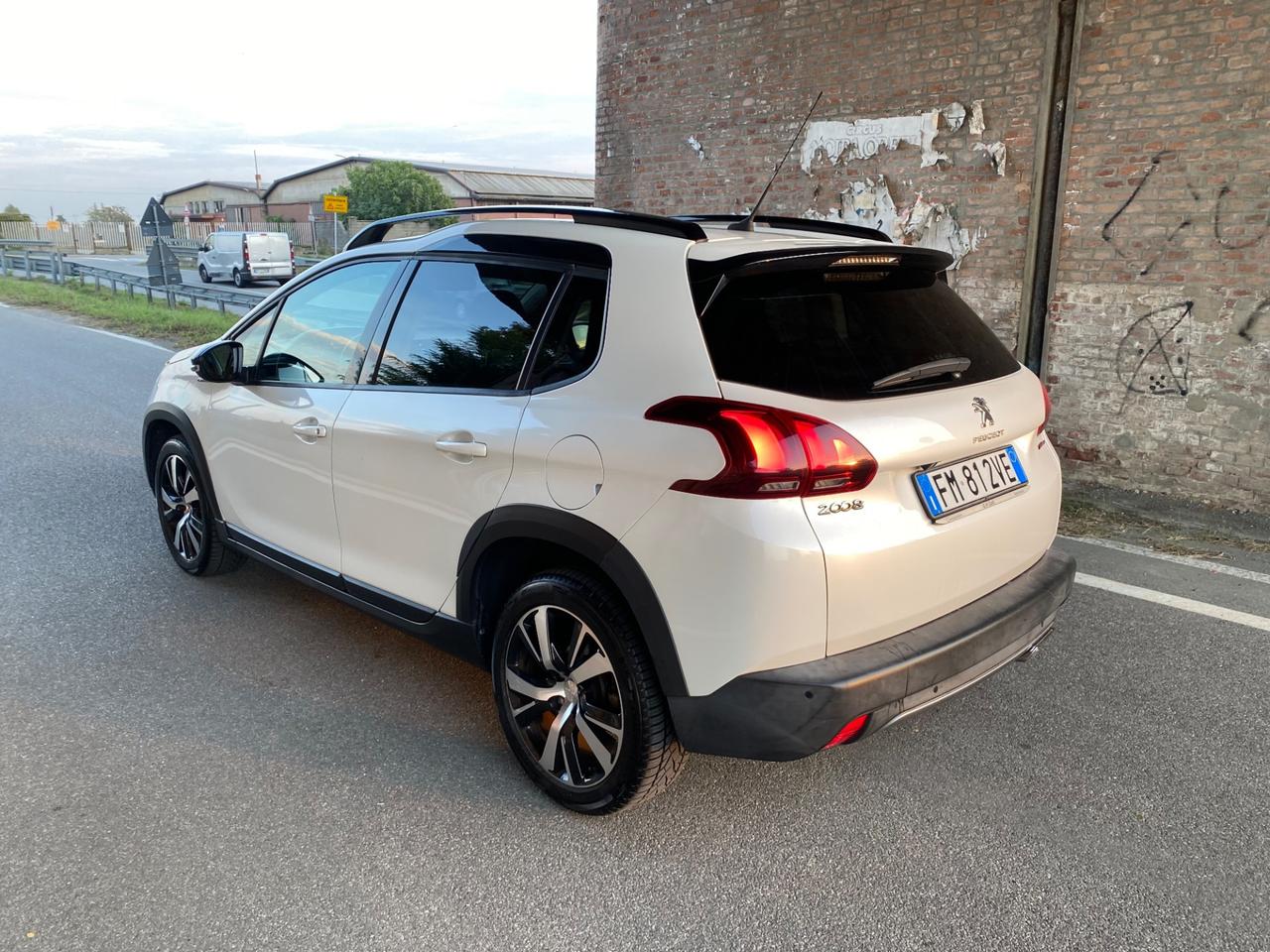 Peugeot 2008 Gt Line AUTOMATICA | OK NEOPATENTATI
