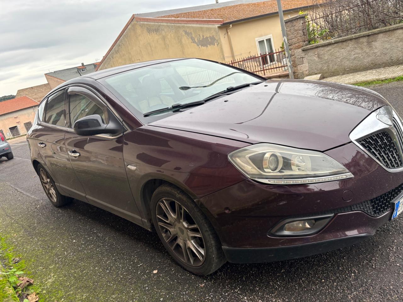 Lancia Delta 1.6 MJT DPF Silver