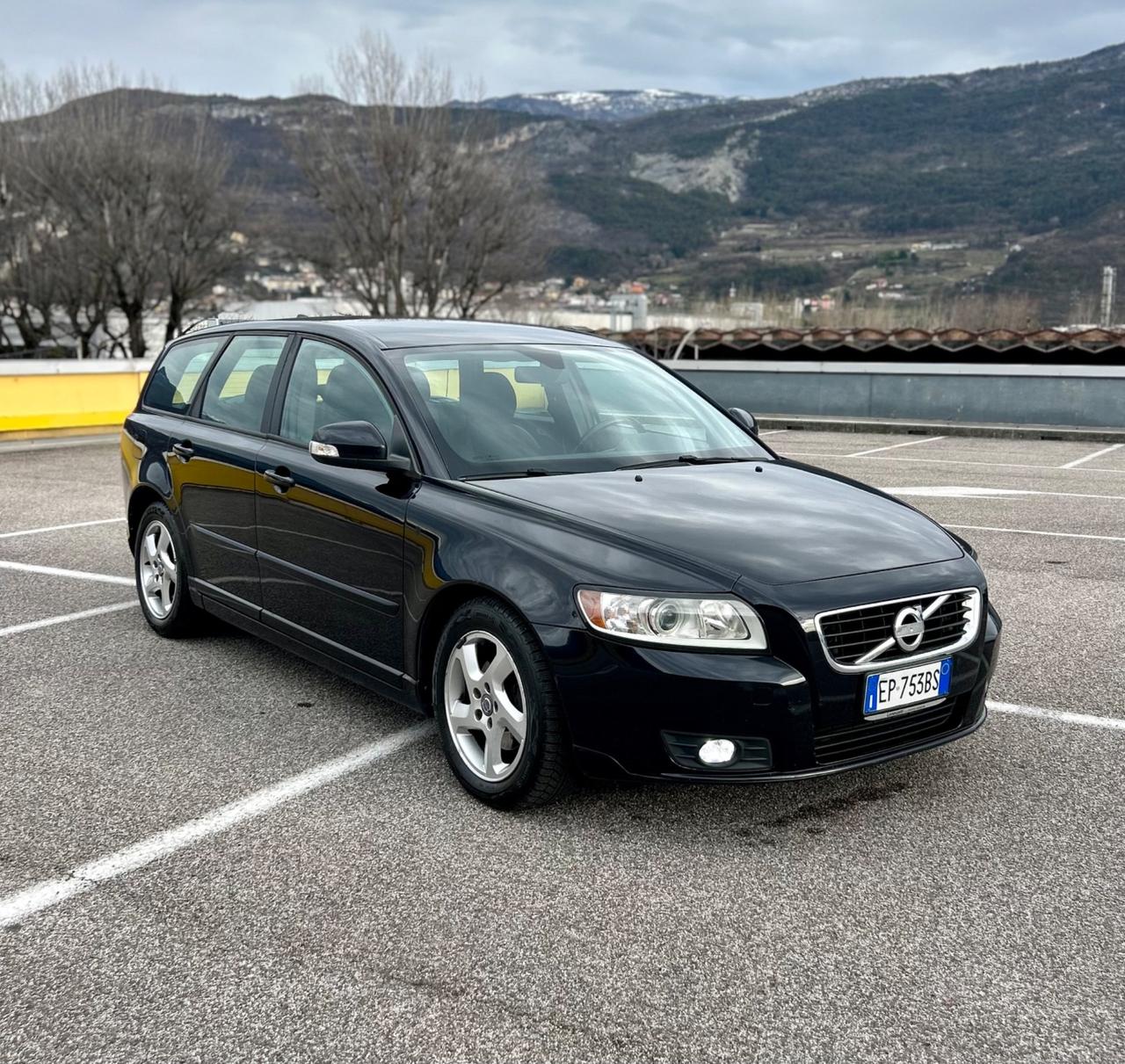 Volvo V50 R-design Neopatentati 2012
