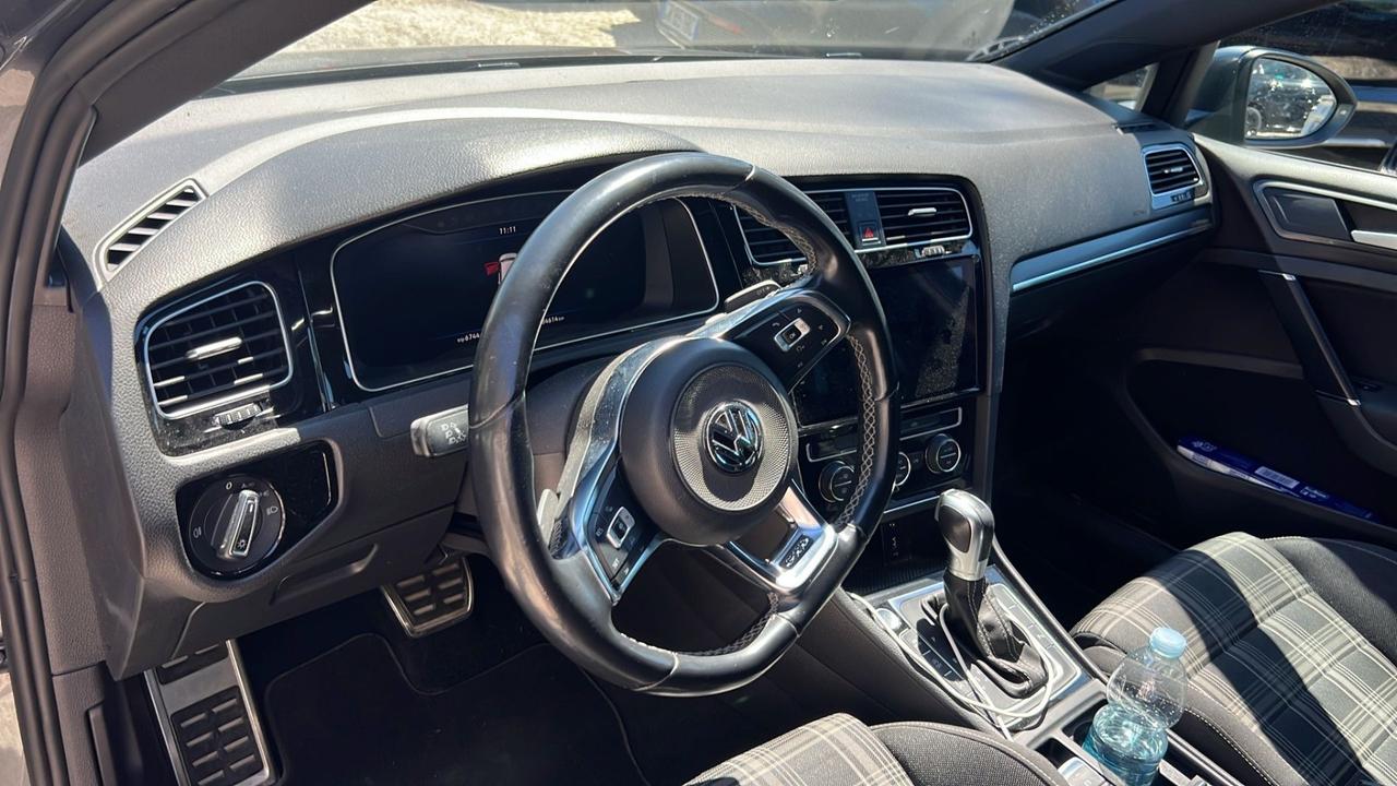 Volkswagen Golf GTD 2.0 TDI DSG 5p. BlueMotion Technology
