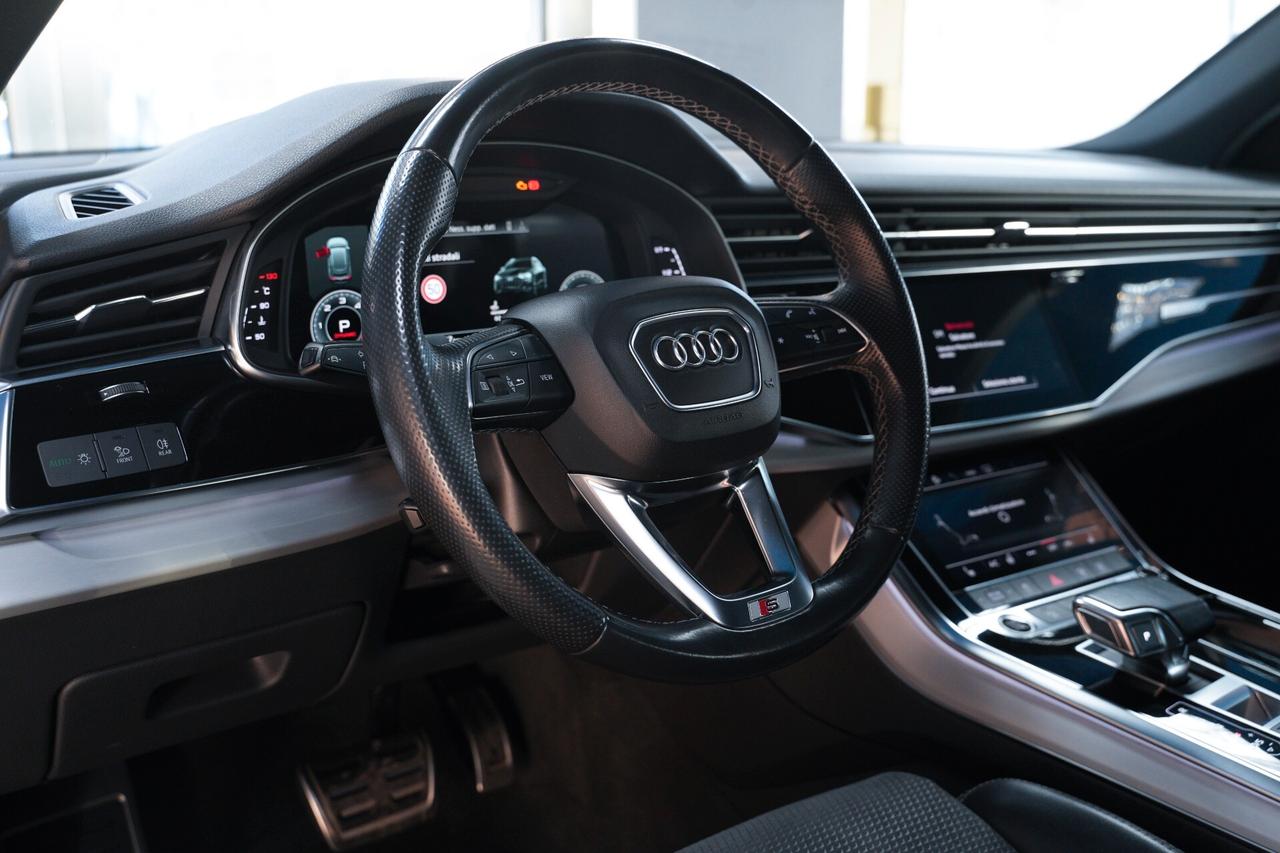 Audi Q8 50 TDI 286 CV quattro tiptronic Sport
