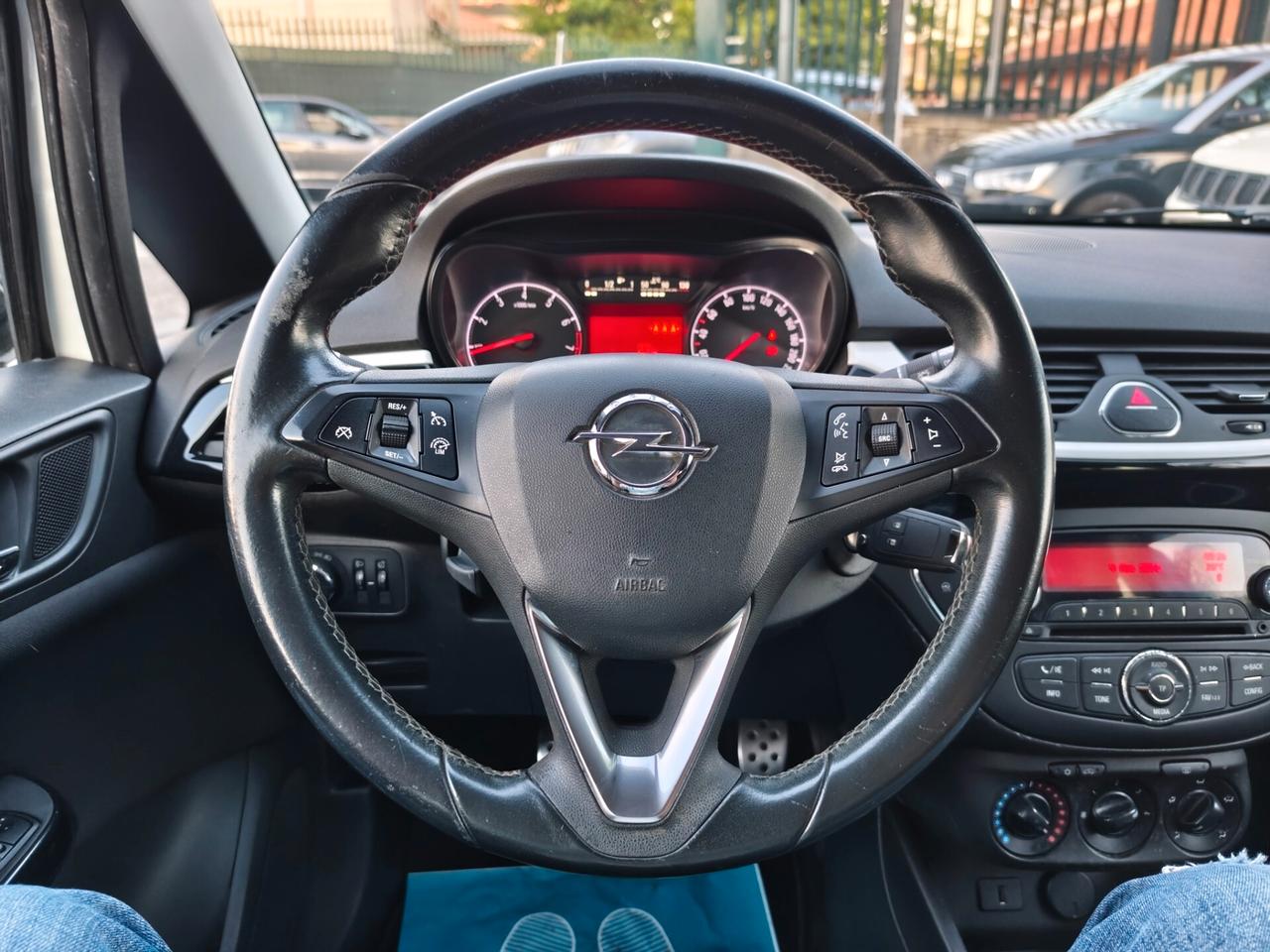 Opel Corsa 1.2 5 porte b-Color