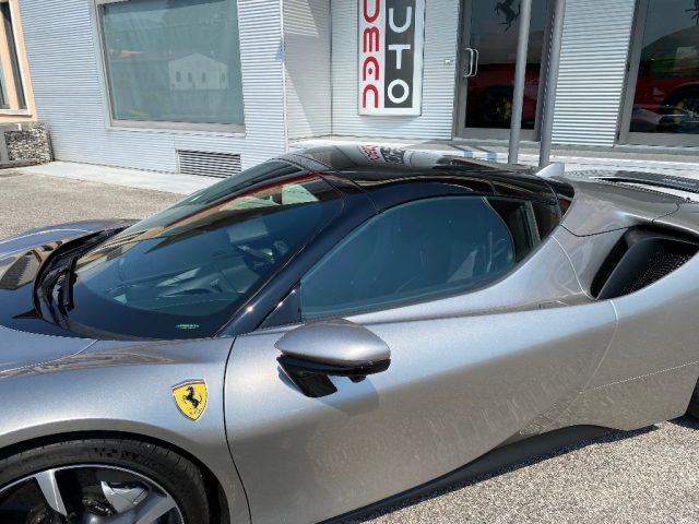 FERRARI SF90 Spider