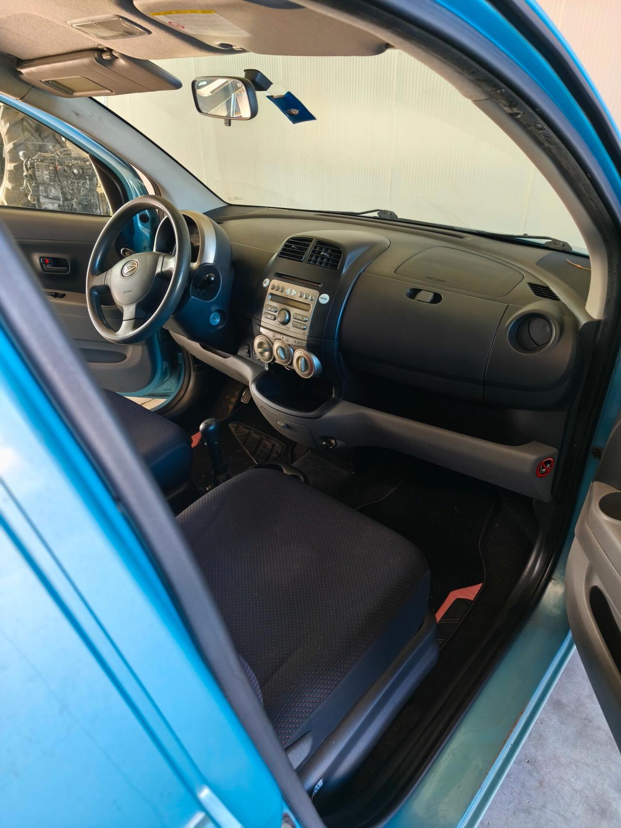 Daihatsu Sirion 1.0 12v
