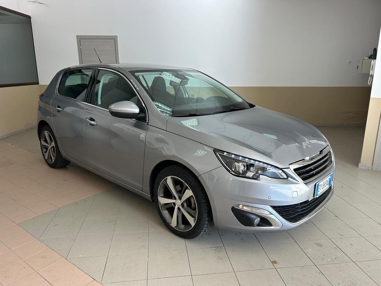 Peugeot 308 1.6 e-HDi 115 CV Stop&Start Allure