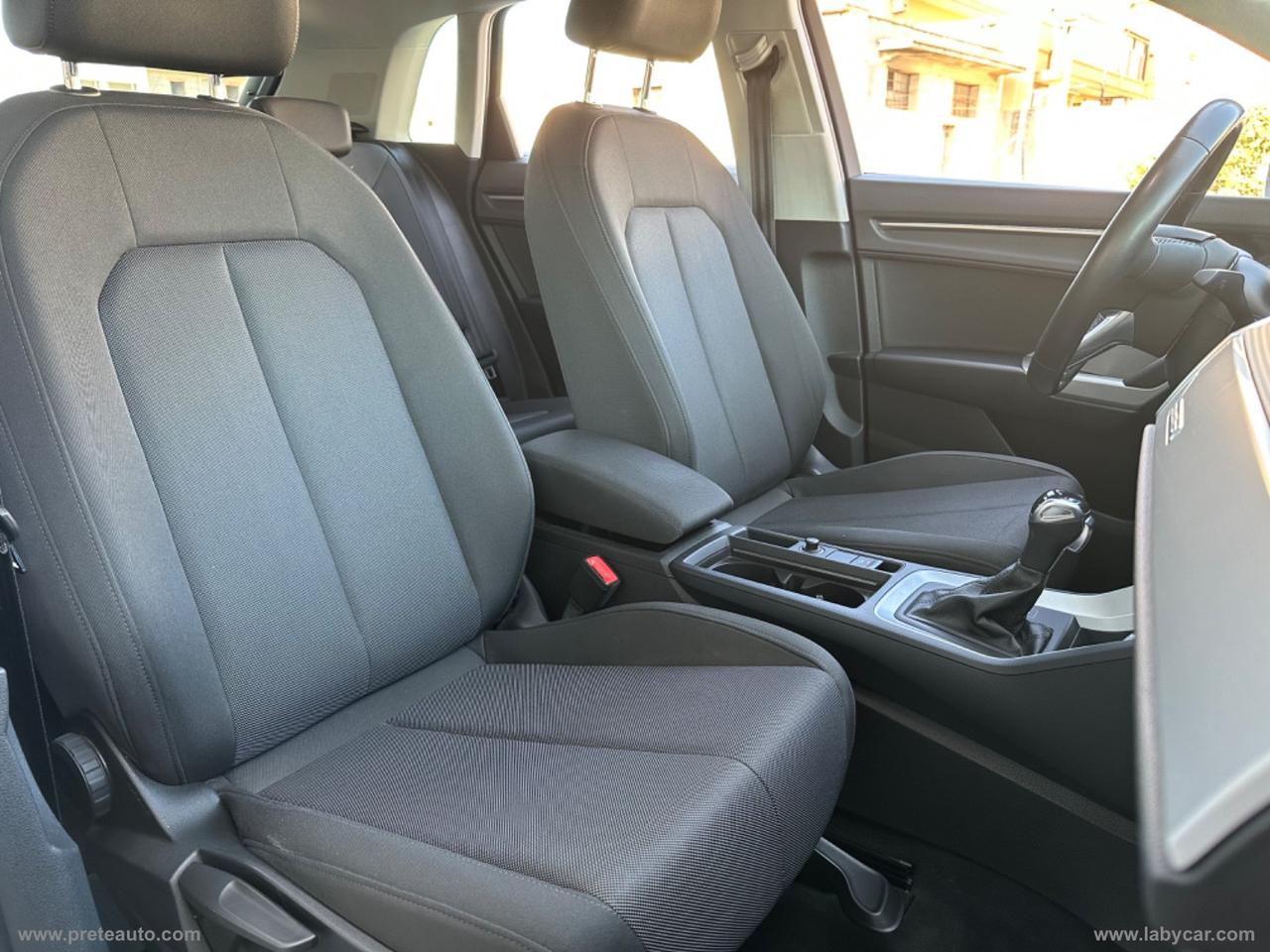 AUDI Q3 35 TDI S tronic Business
