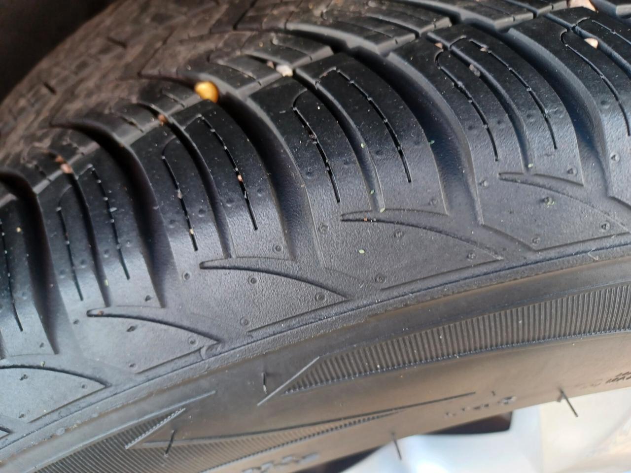 Peugeot 3008 1.6 e-HDi ALLURE AUTOMATICA 2012