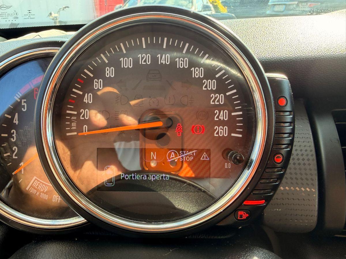 MINI - Mini - 1.5 Cooper D Business XL 5 porte