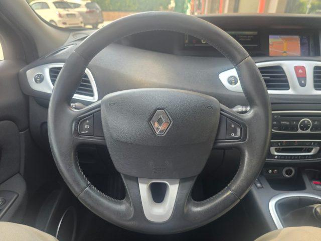 RENAULT Scenic X-Mod 1.5 dCi 110CV UniPropietario Navi 3D Cruise