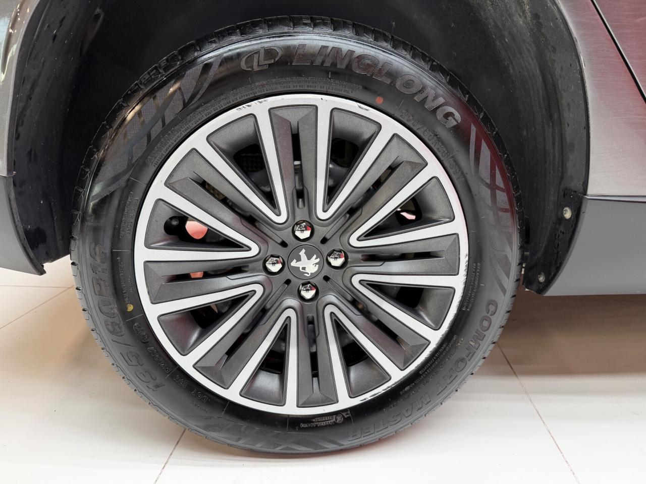 Peugeot 2008 1.6 e-HDi 92 CV Stop&Start Urban Cross OK NEOPATENTATI