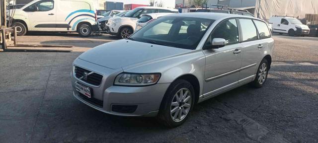 VOLVO V50 2.0 D cat NON VA IN MOTO