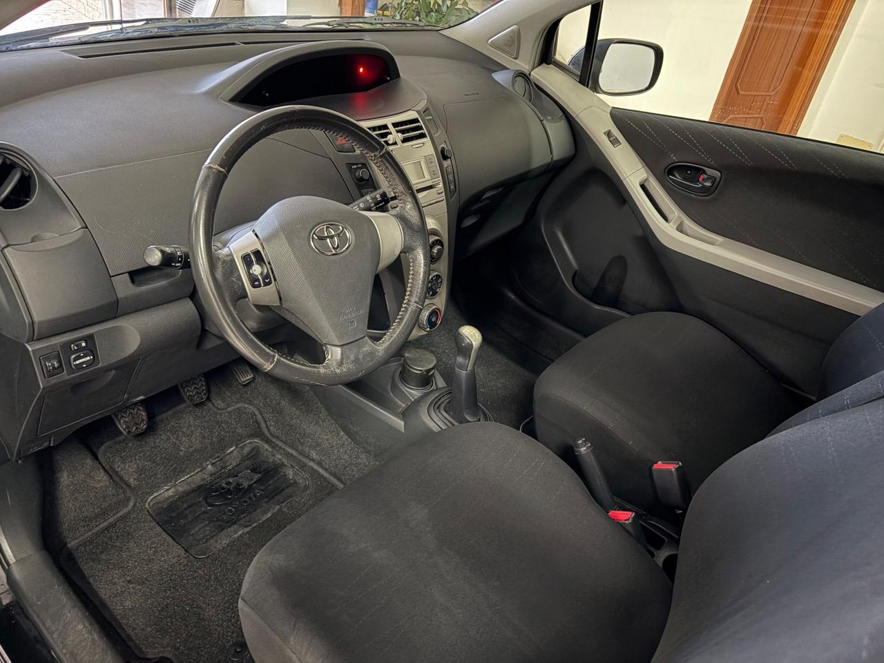 Toyota Yaris 1.0 131000 KM “COME NUOVA”