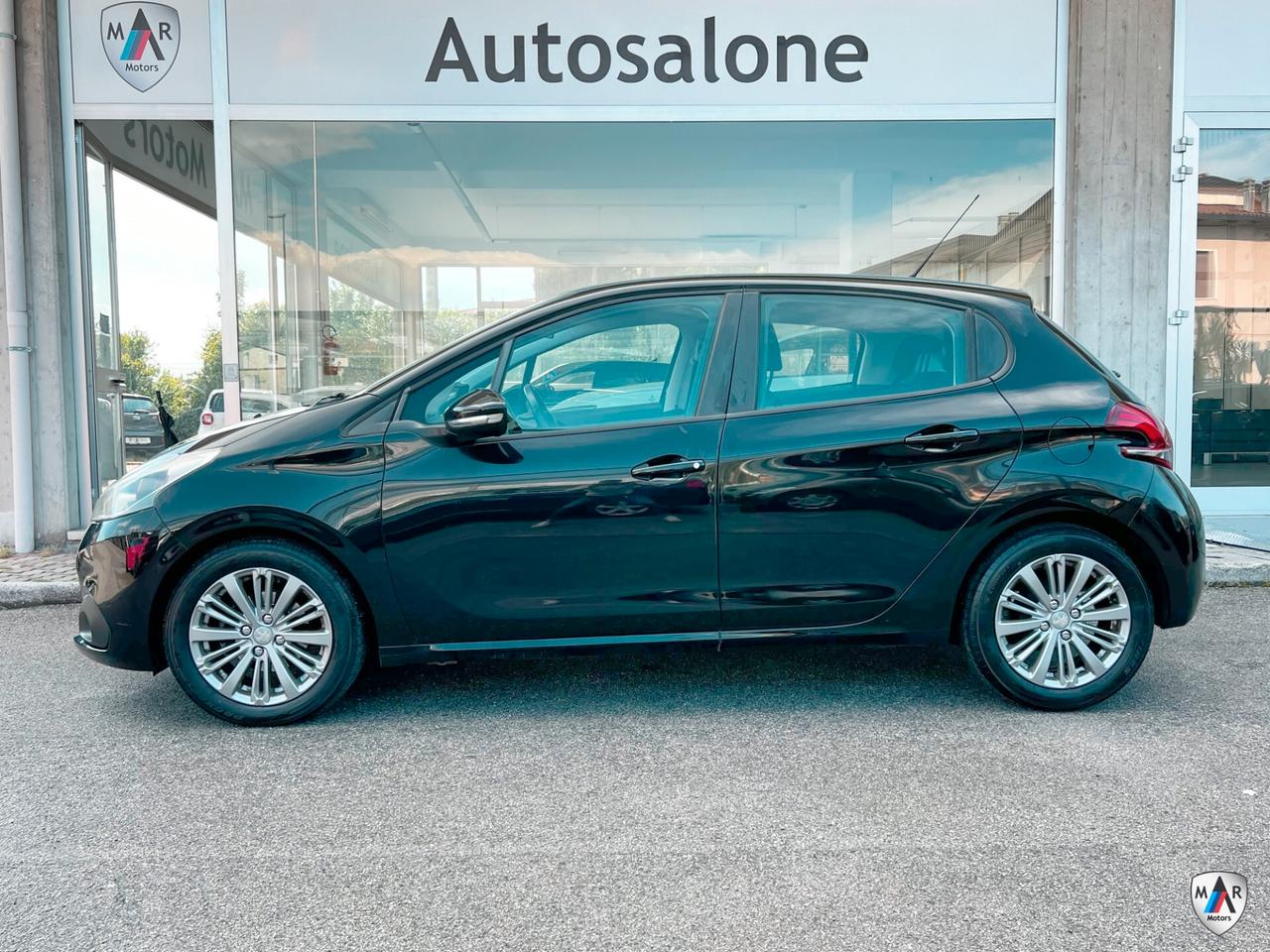 Peugeot 208 PureTech 82 5 porte Allure
