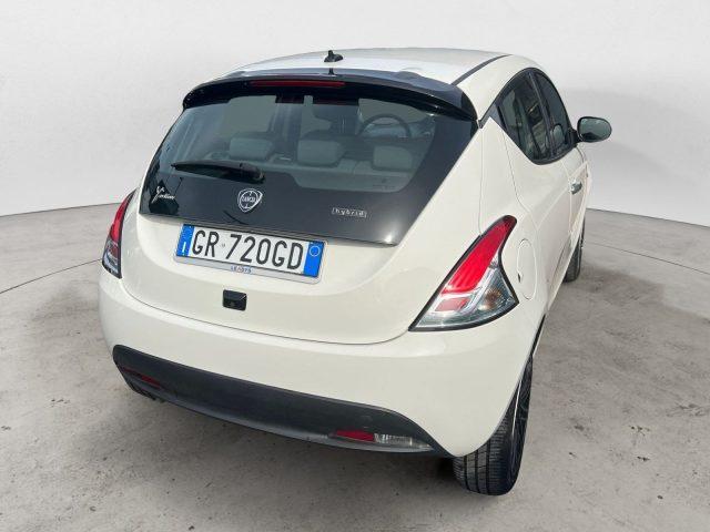 LANCIA Ypsilon 1.0 FireFly 70cv Hybrid Gold