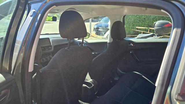 PEUGEOT 208 1° serie PureTech 82 5 porte Allure