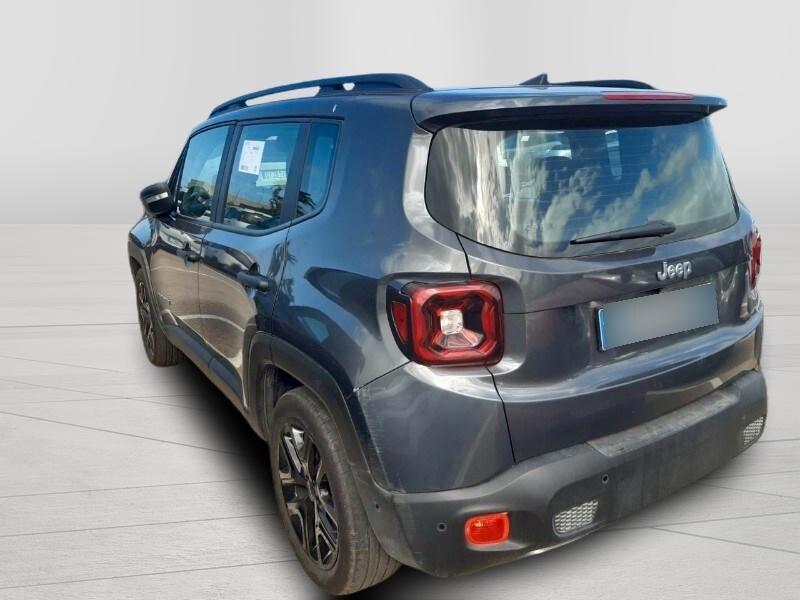 Jeep Renegade 1.5 Turbo T4 MHEV Summit