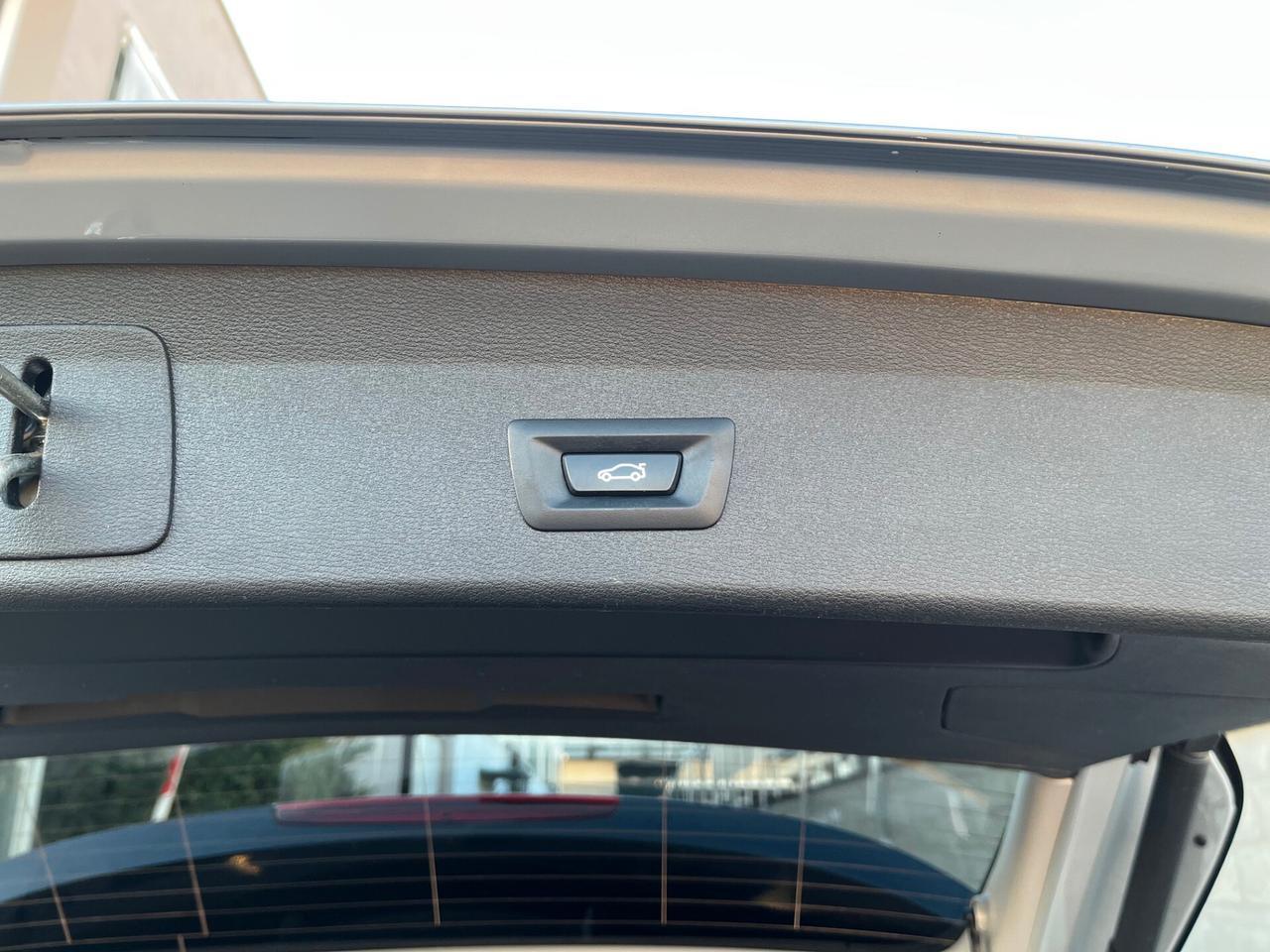 Bmw X1 sdrive18d xLine AUTOM. LED/NAVI/PELLE PERFETTA