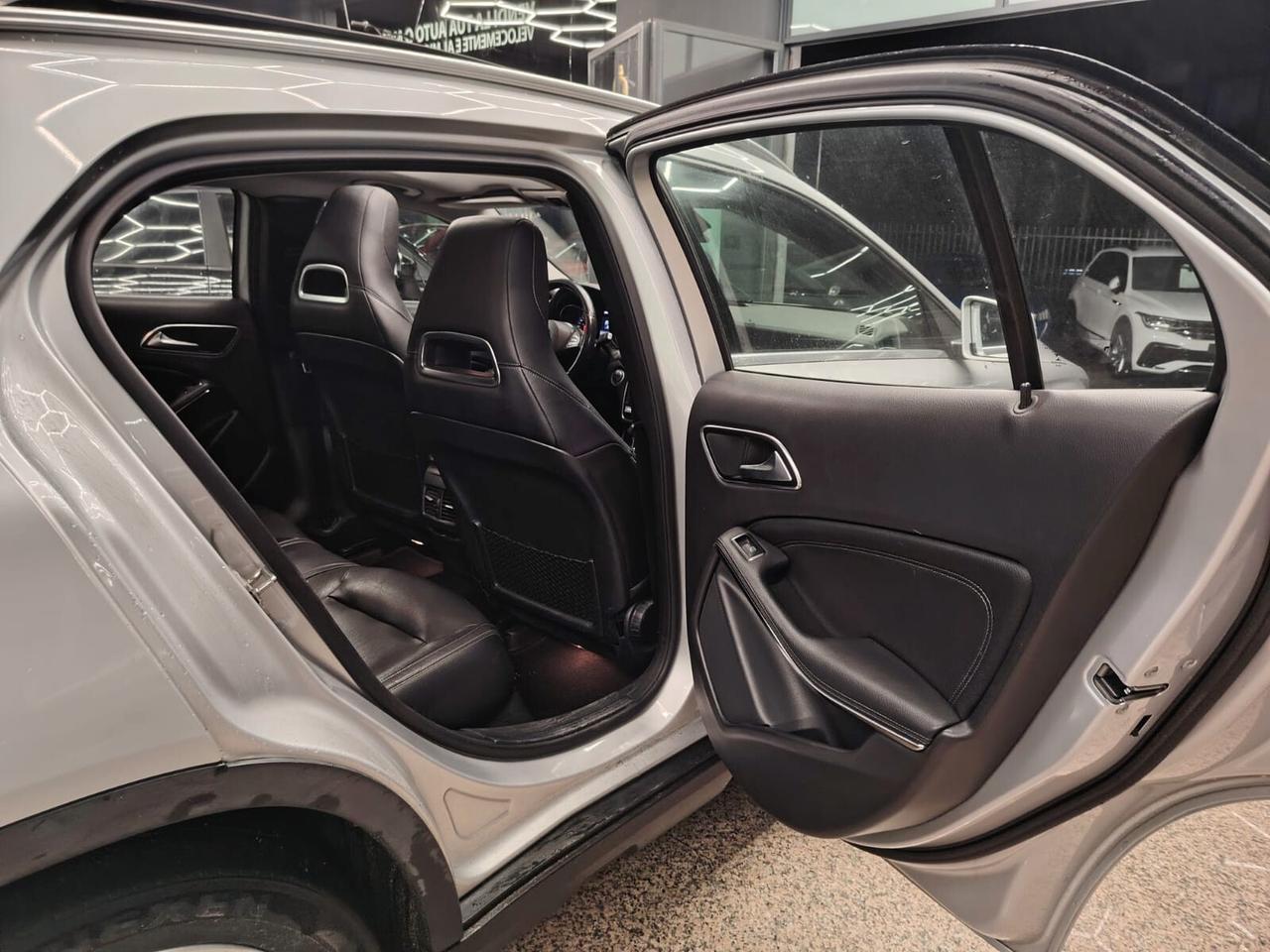 Mercedes-Benz GLA 220 d Automatic 4Matic Sport