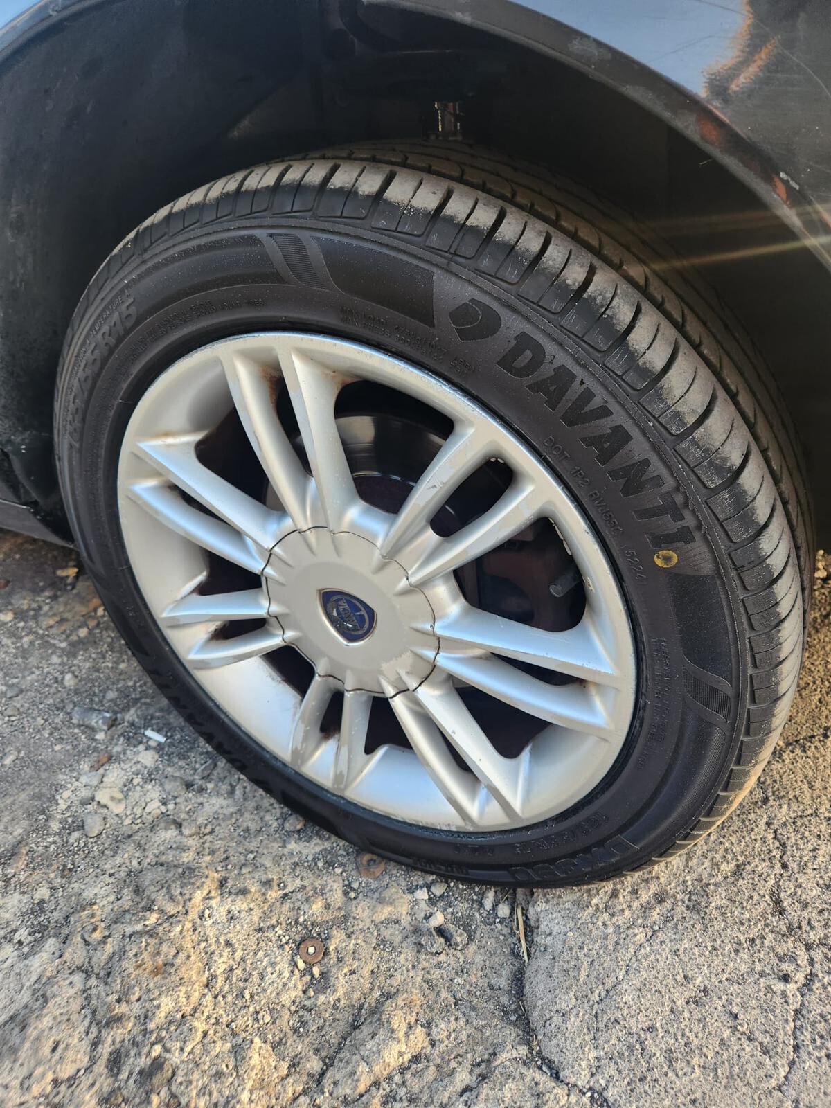 Lancia Ypsilon 1.2 69 CV PLATINUM