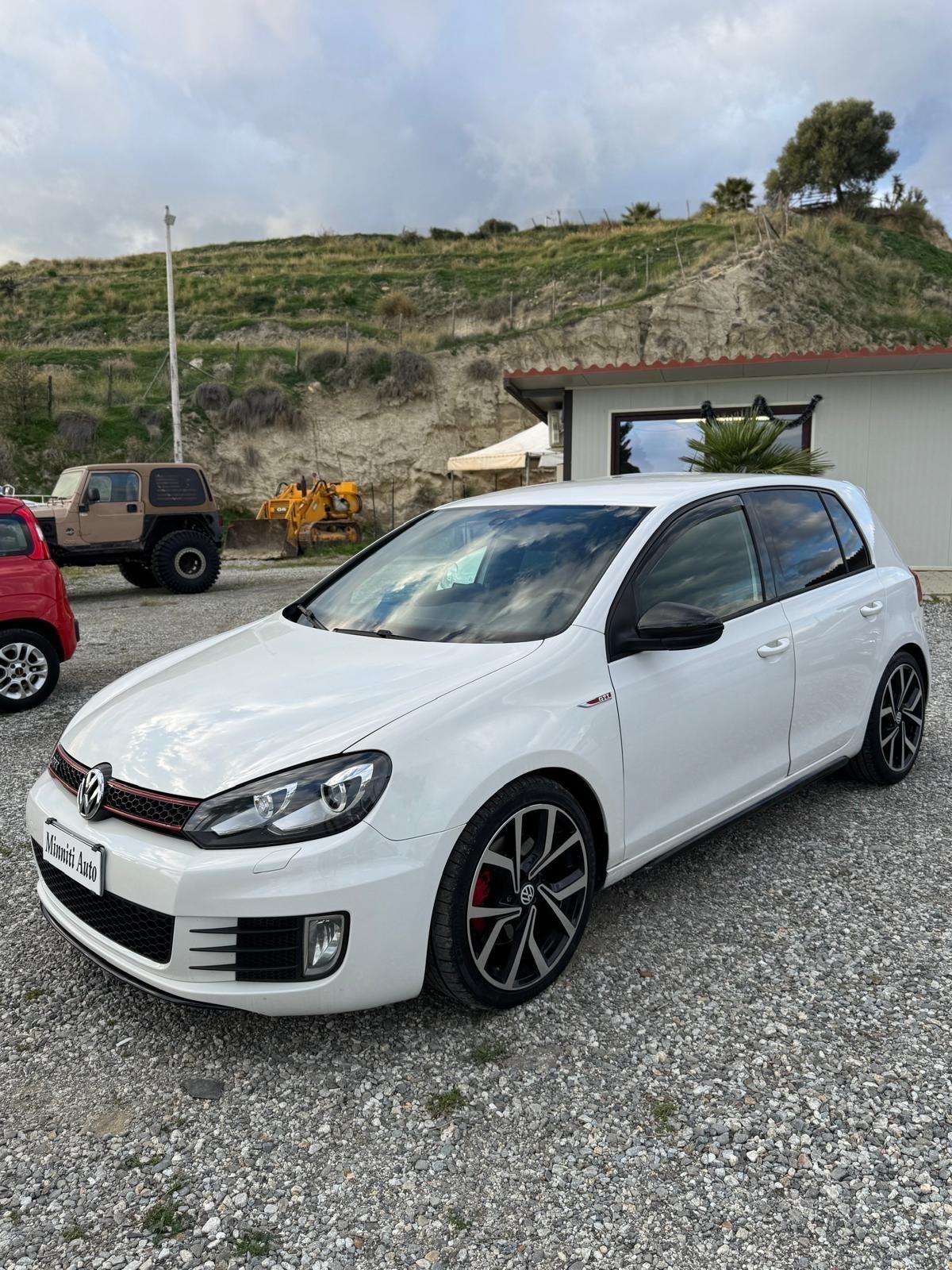 Volkswagen Golf GTI Golf 2.0 TSI DSG 5p. GTI