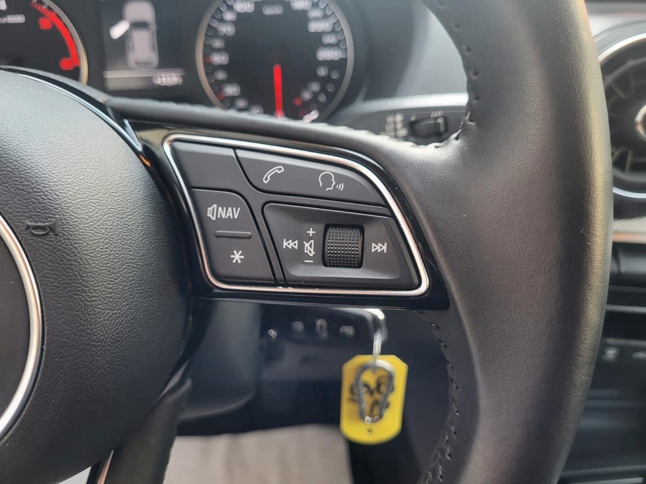 Audi Q2 1600 Tdi S-Line Edition+Fari Led+Audi Connect...