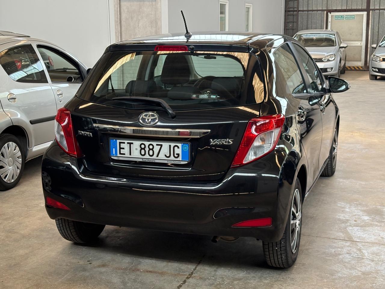 Toyota Yaris 1.0 5 porte Lounge