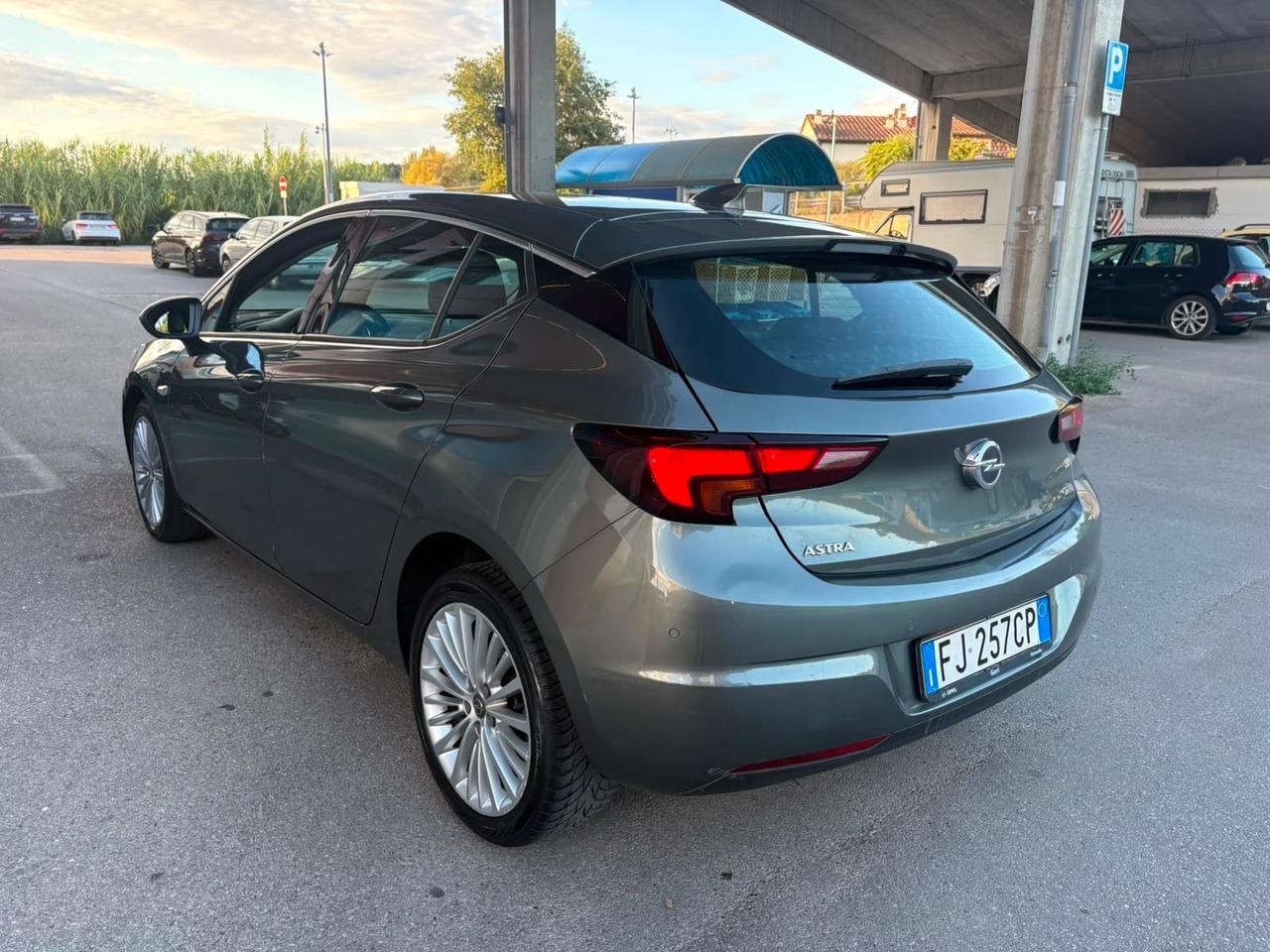 Opel Astra 1.6 CDTi 110CV Start&Stop 5 porte Innovation