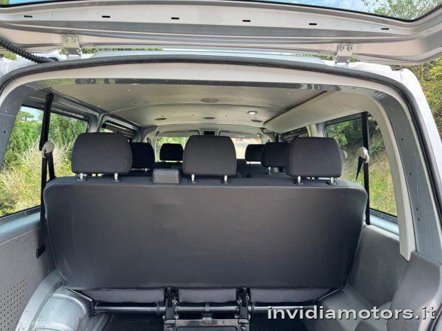 VOLKSWAGEN Caravelle T6.1 9 POSTI-NAVIGATORE