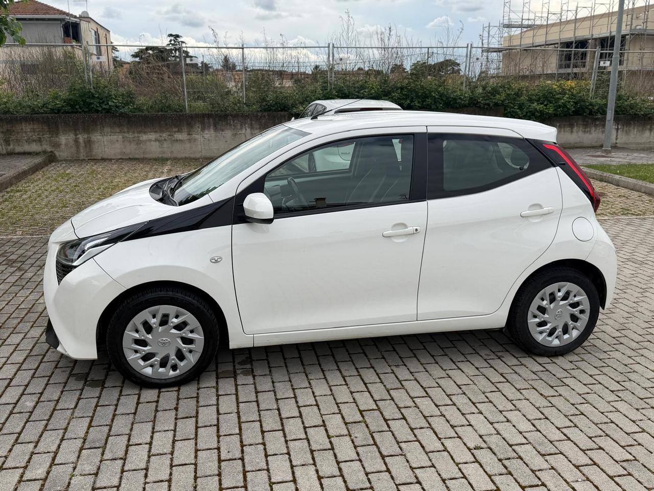 Toyota Aygo Connect 1.0 *MINIRATE*
