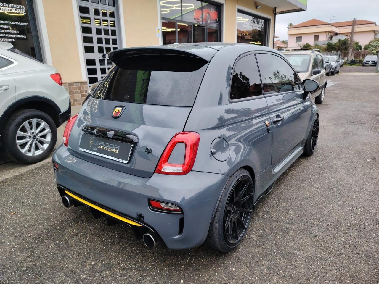 Abarth 595 1.4 Turbo T-Jet 165 CV Pista