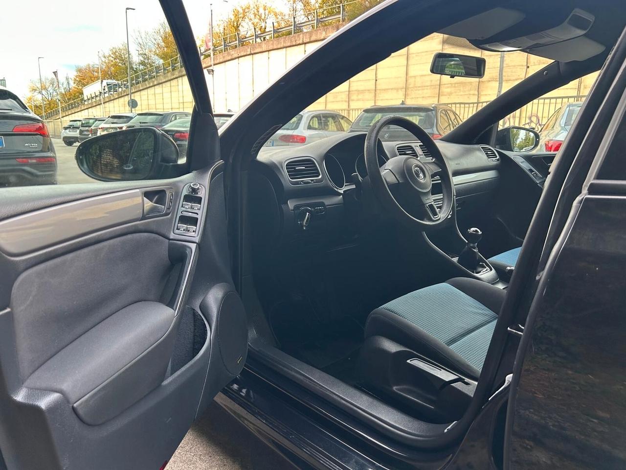 Volkswagen Golf 1.6 TDI DPF 5p. Sport Edition