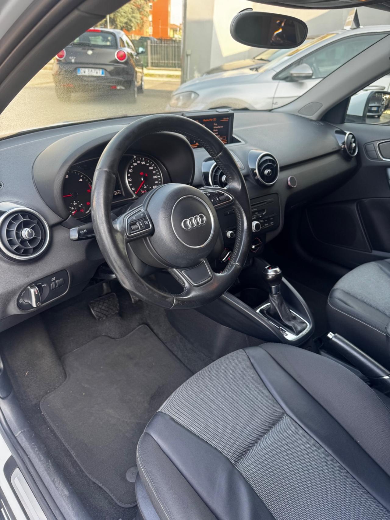 Audi A1 1.6 TDI S tronic Admired