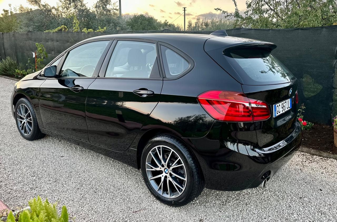 Bmw 2er Active Tourer 218i Active Tourer Luxury