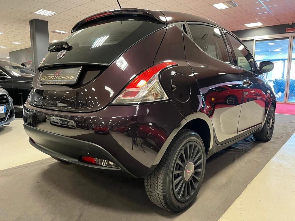 Lancia Ypsilon 1.2 GPL Elefantino neopatentati