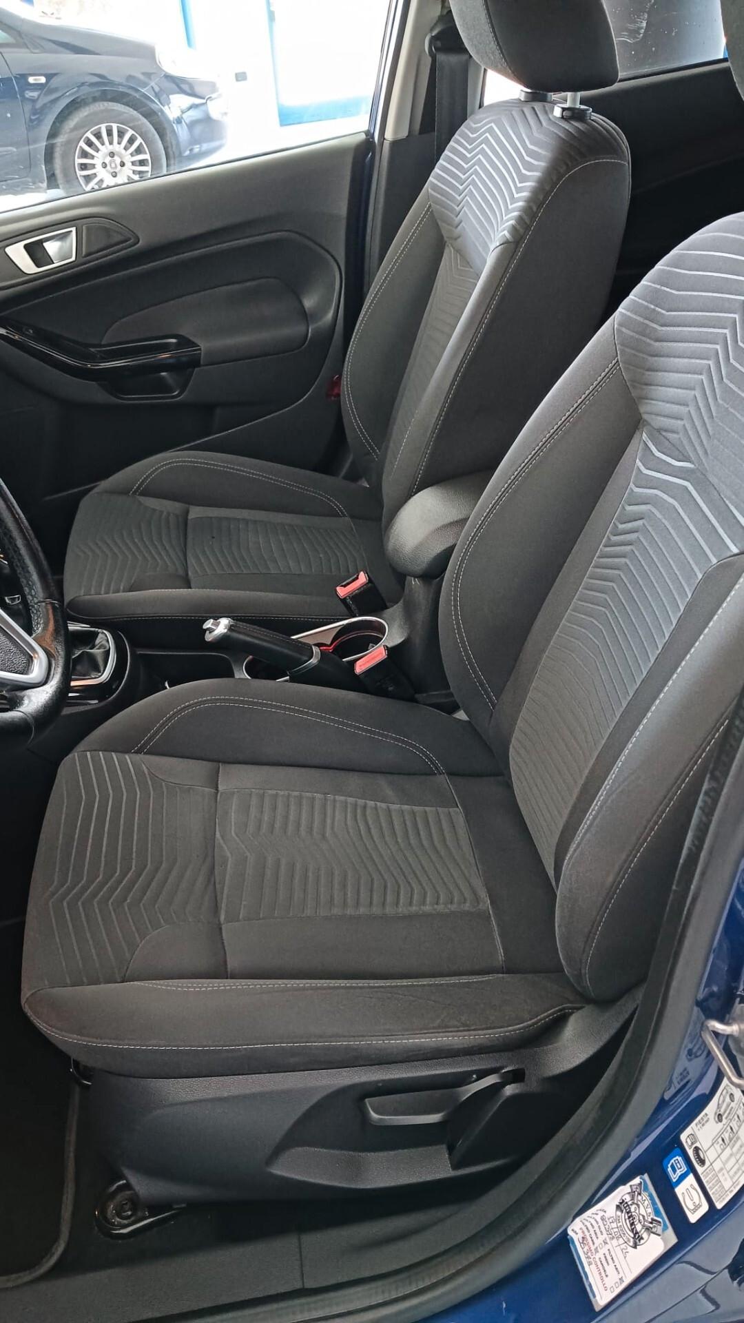 Ford Fiesta 1.5 TDCi 75CV 5 porte Titanium