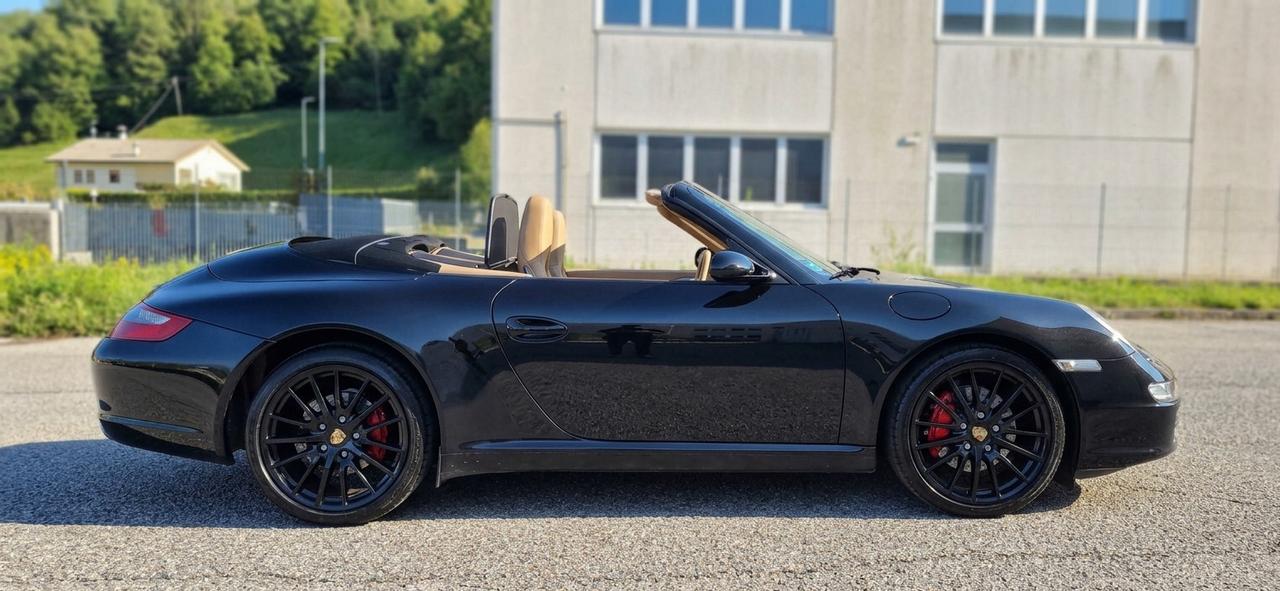 Porsche 911 Carrera Cabriolet