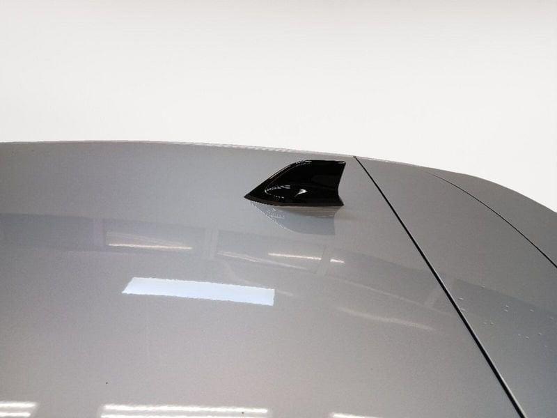 Renault Clio 1.6 E-Tech hybrid Intens 140cv auto my21