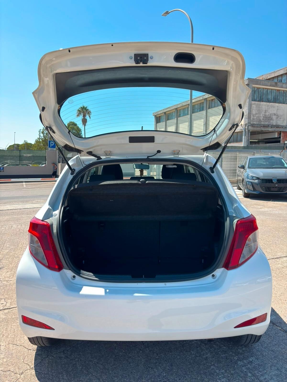 Toyota Yaris 1.4 D-4D 5 porte Lounge