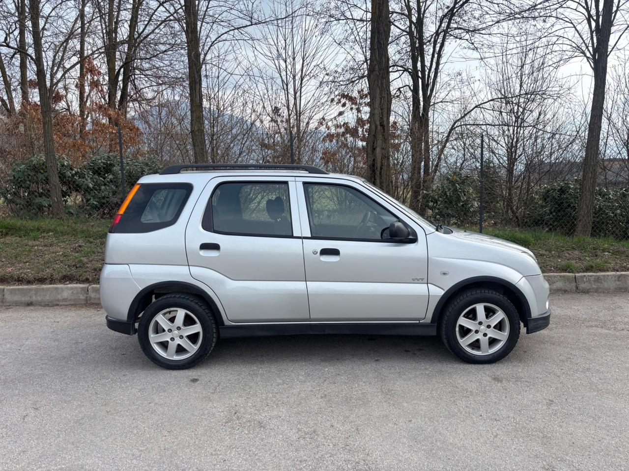 Suzuki Ignis 1.5 16V 4WD UNIPRO