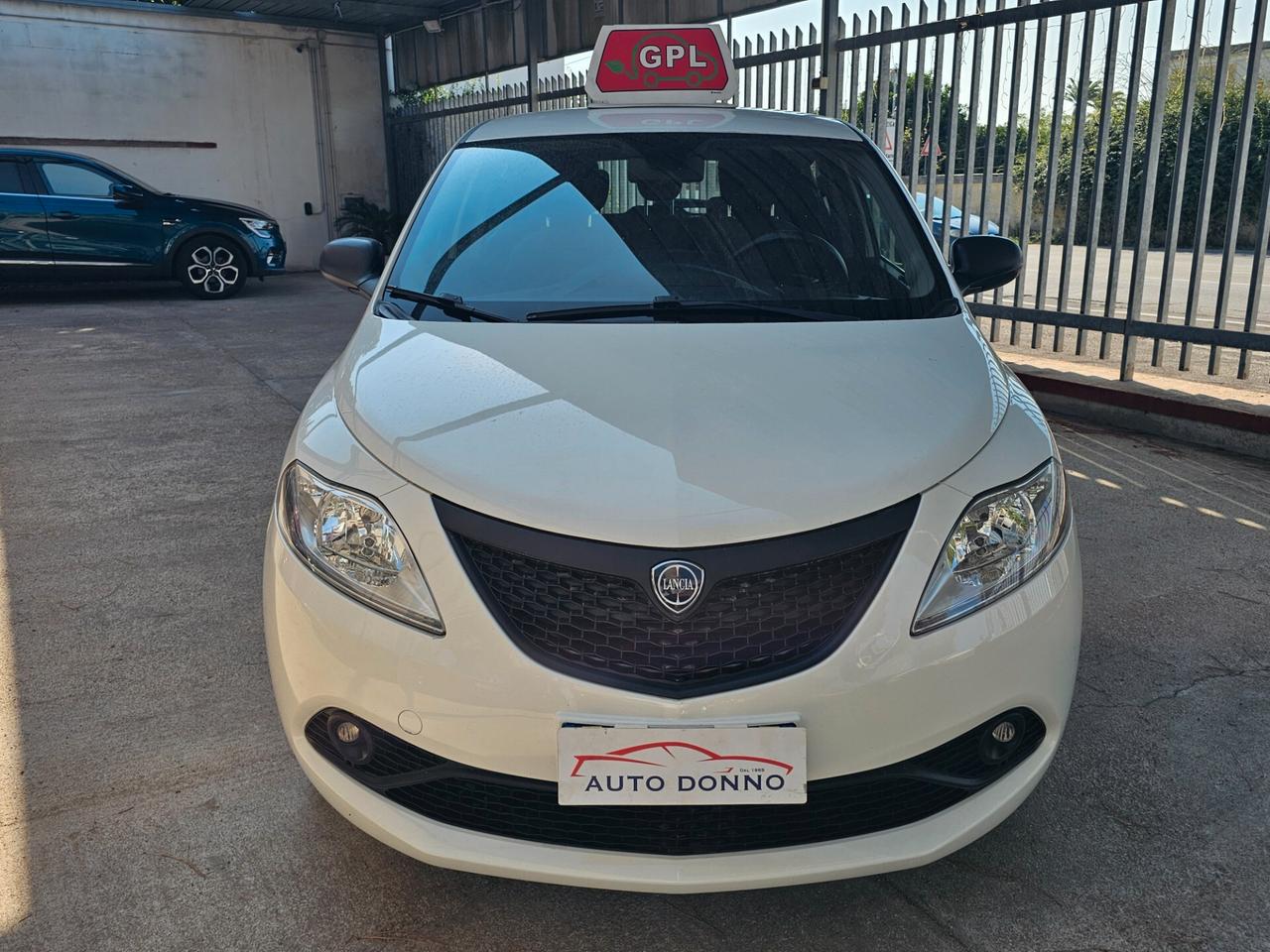 Lancia Ypsilon 1.2 GPL Ecochic Elefantino Blu 5P
